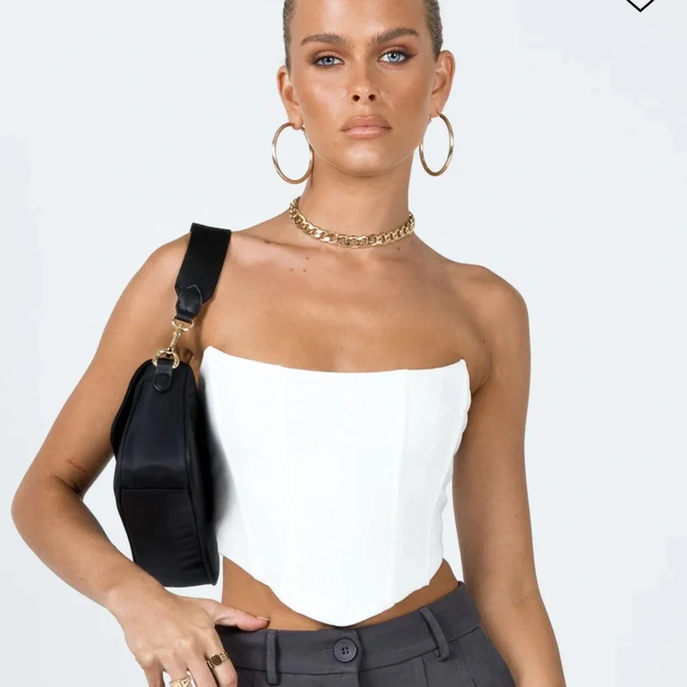 Princess Polly Carlie top white - Picture 1 of 12